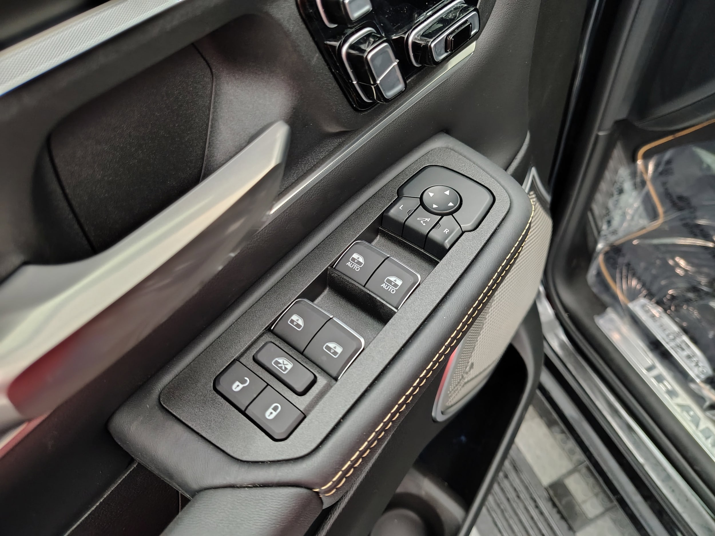 2026 RAM 1500 Tungsten - Photo 25