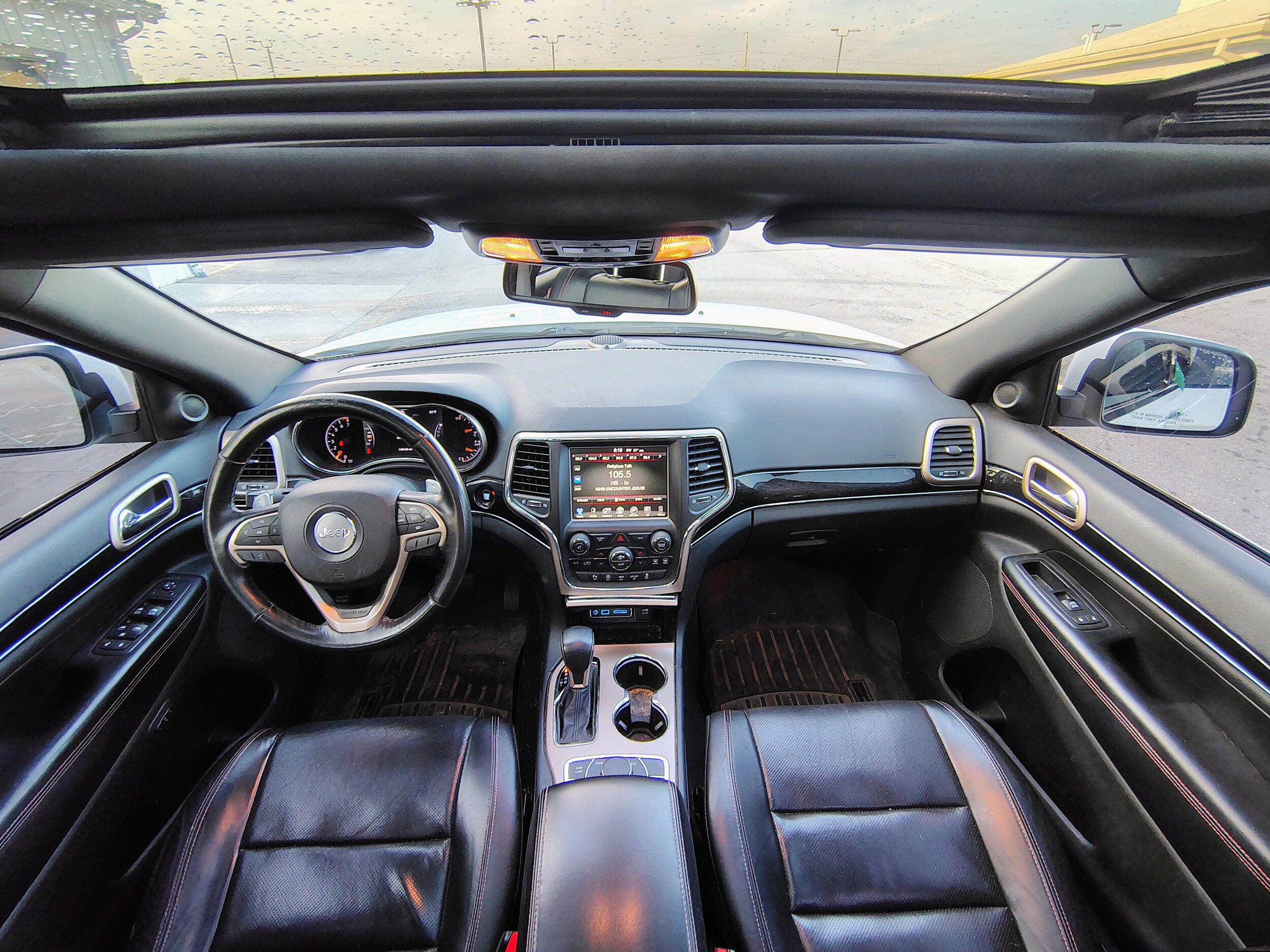 2016 Jeep Grand Cherokee Limited photo 2