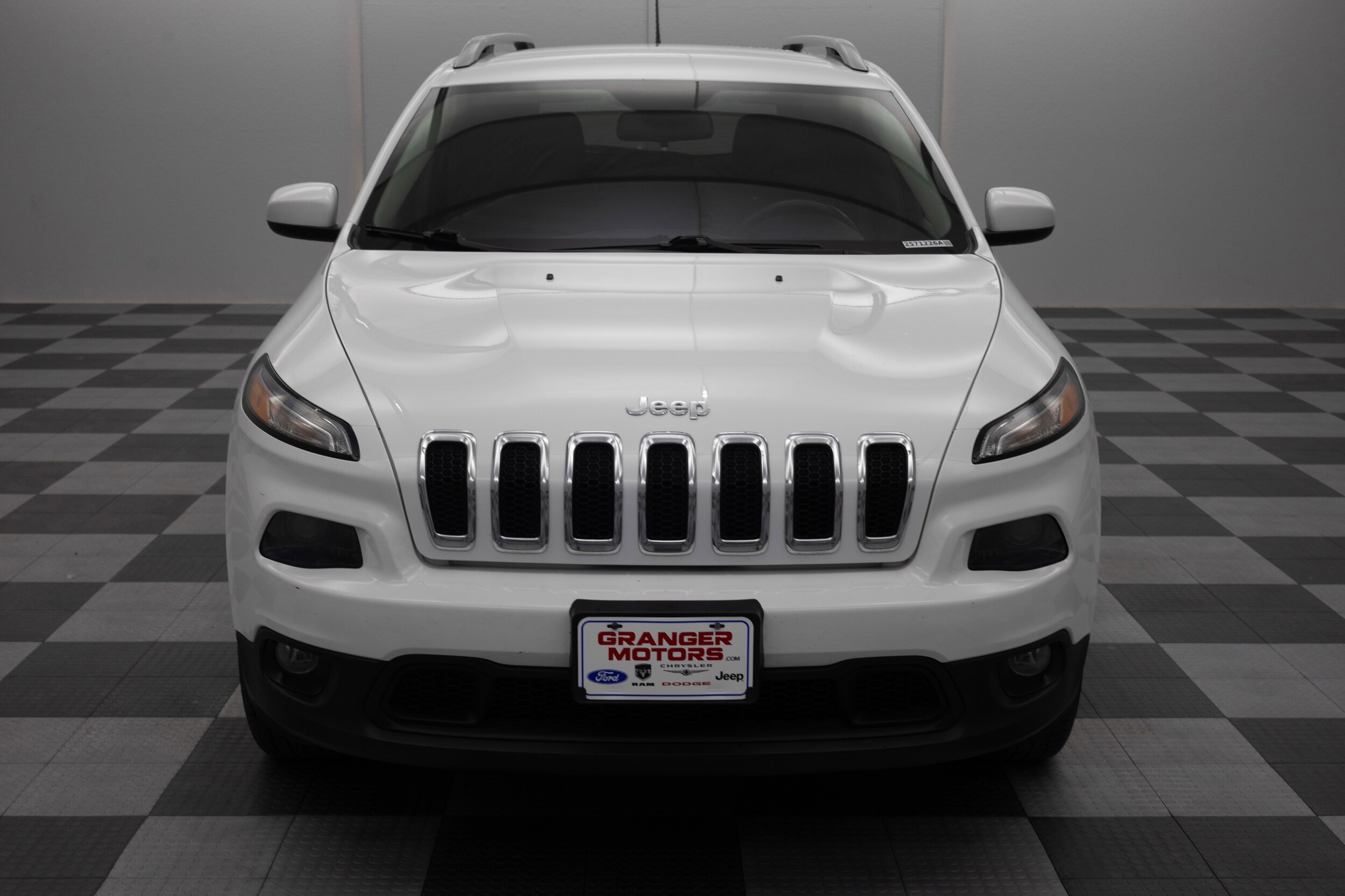 2015 Jeep Cherokee Latitude photo 3