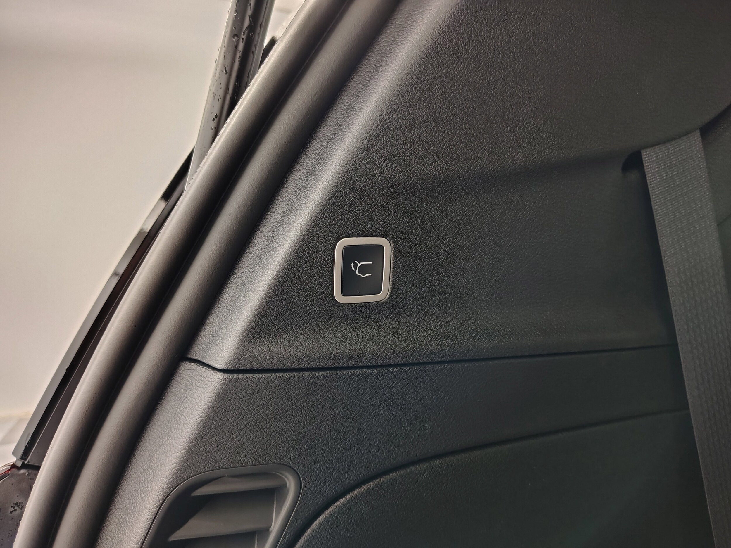 2026 Chrysler Pacifica Select - Photo 17