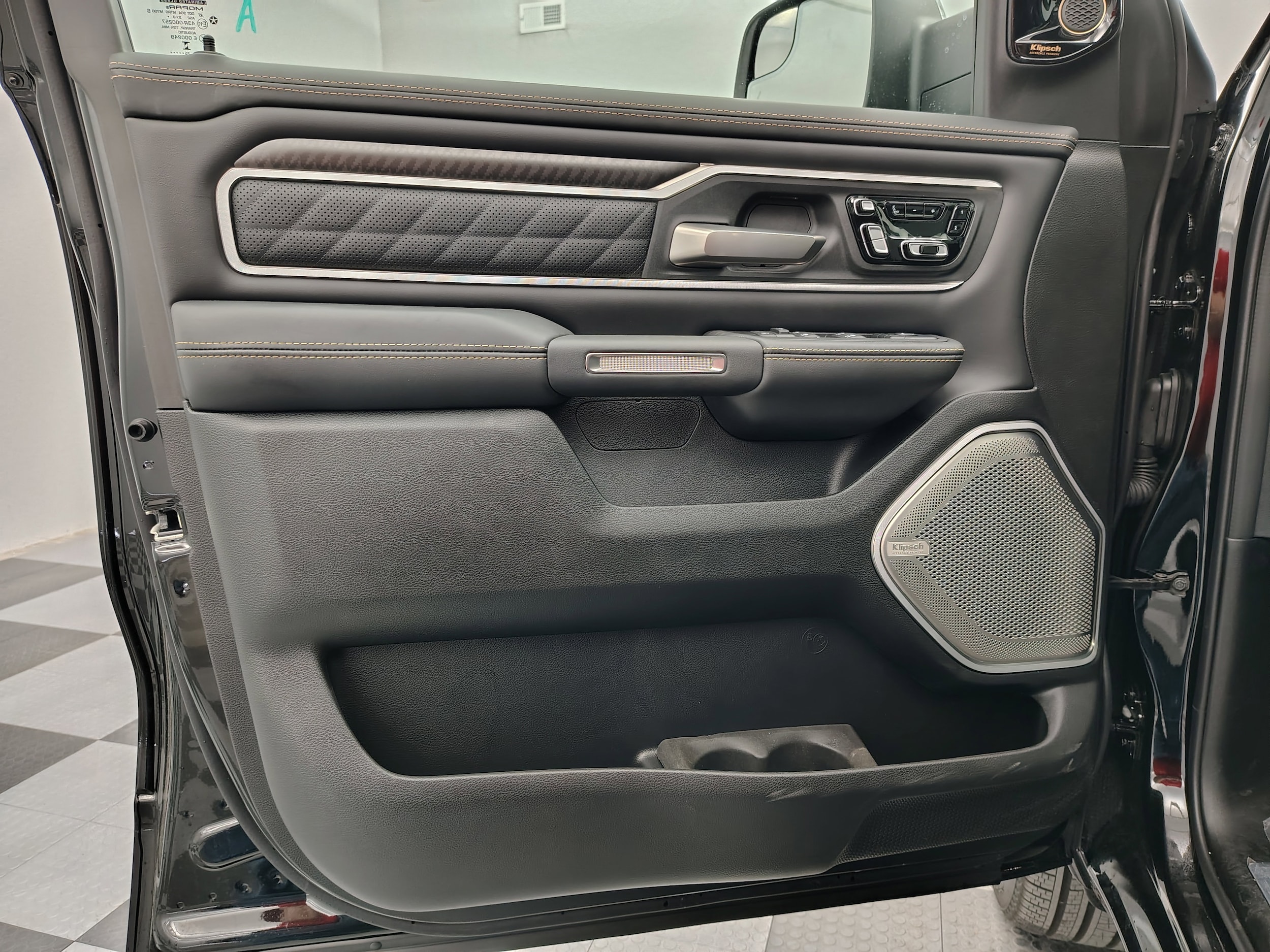 2026 RAM 1500 Tungsten - Photo 24
