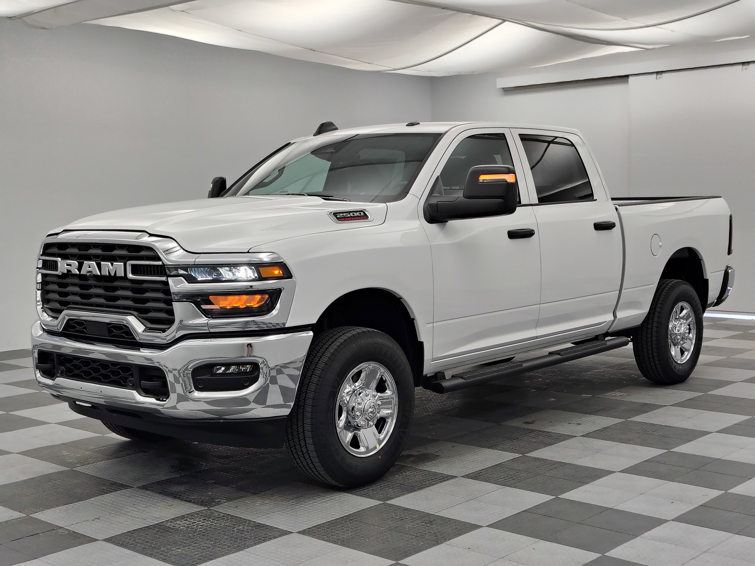 2026 Ram 2500 Tradesman photo 4