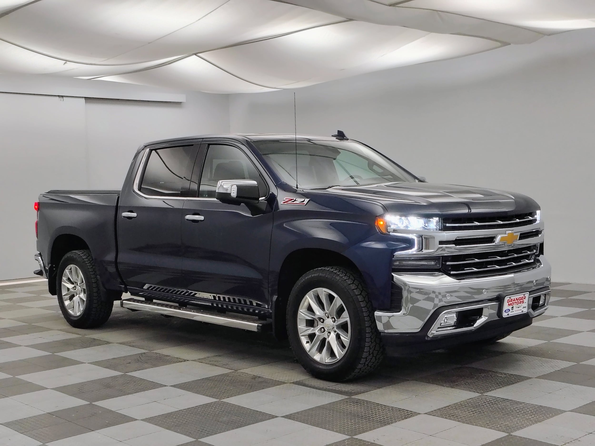 2019 Chevrolet Silverado 1500 LTZ 4X4 Crew Cab Short Box's photo