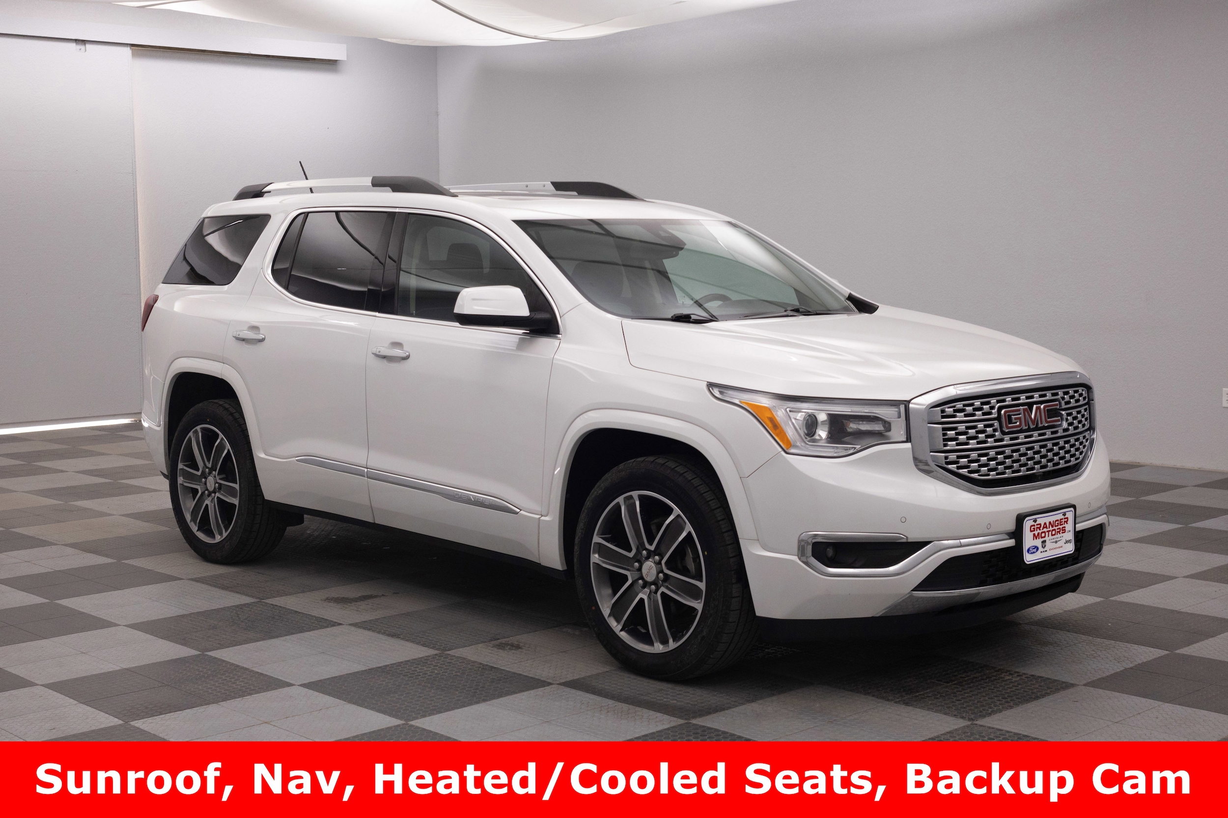 2017 GMC Acadia Denali AWD's photo