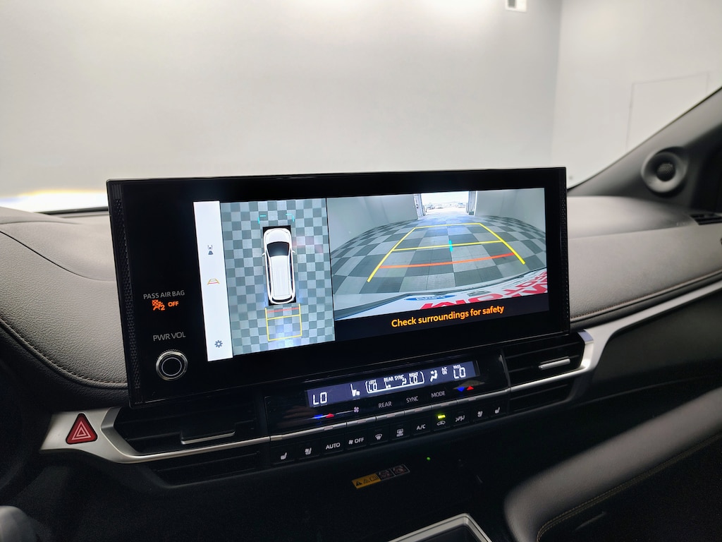 Used 2025 Toyota Sienna Platinum 7 Passenger Van