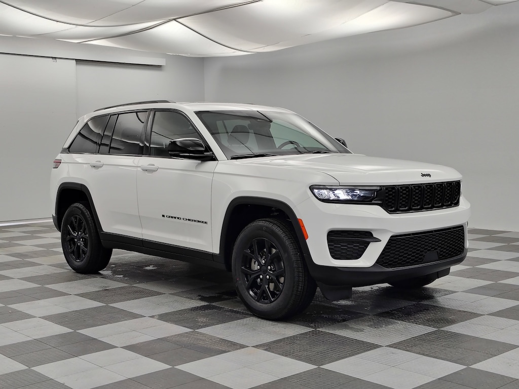 New 2025 Jeep Grand Cherokee Altitude SUV