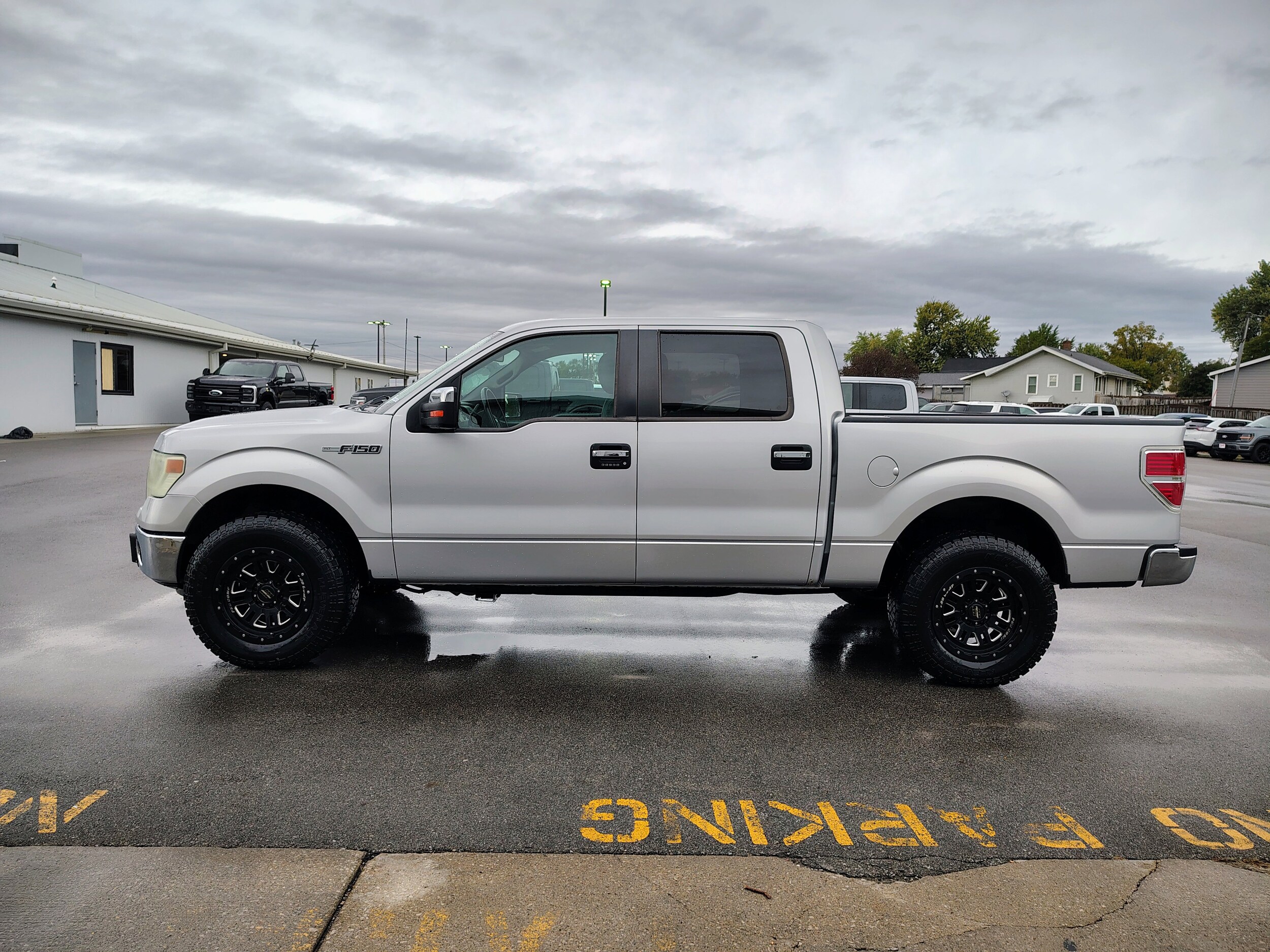 2014 Ford F-150 XLT photo 4