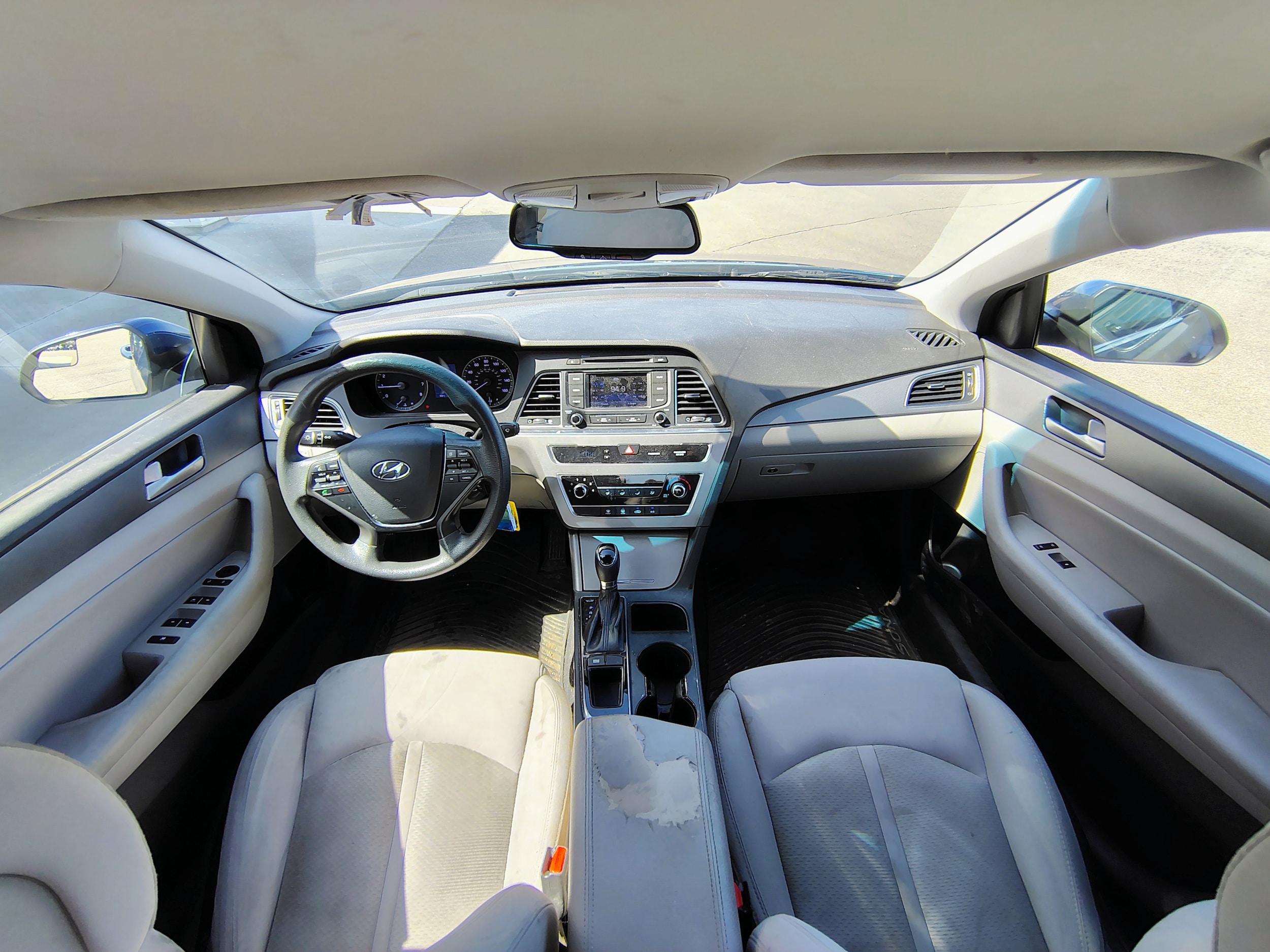 Used 2015 Hyundai Sonata SE with VIN 5NPE24AF3FH245171 for sale in Granger, IA