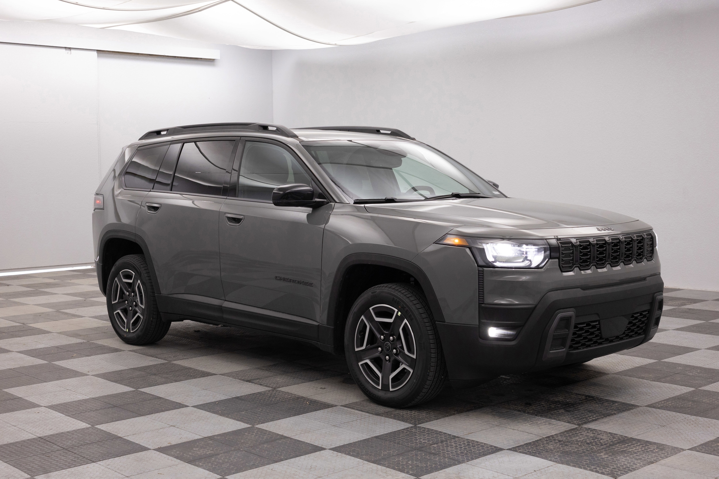 2026 Jeep Cherokee Limited HEV 4X4's photo