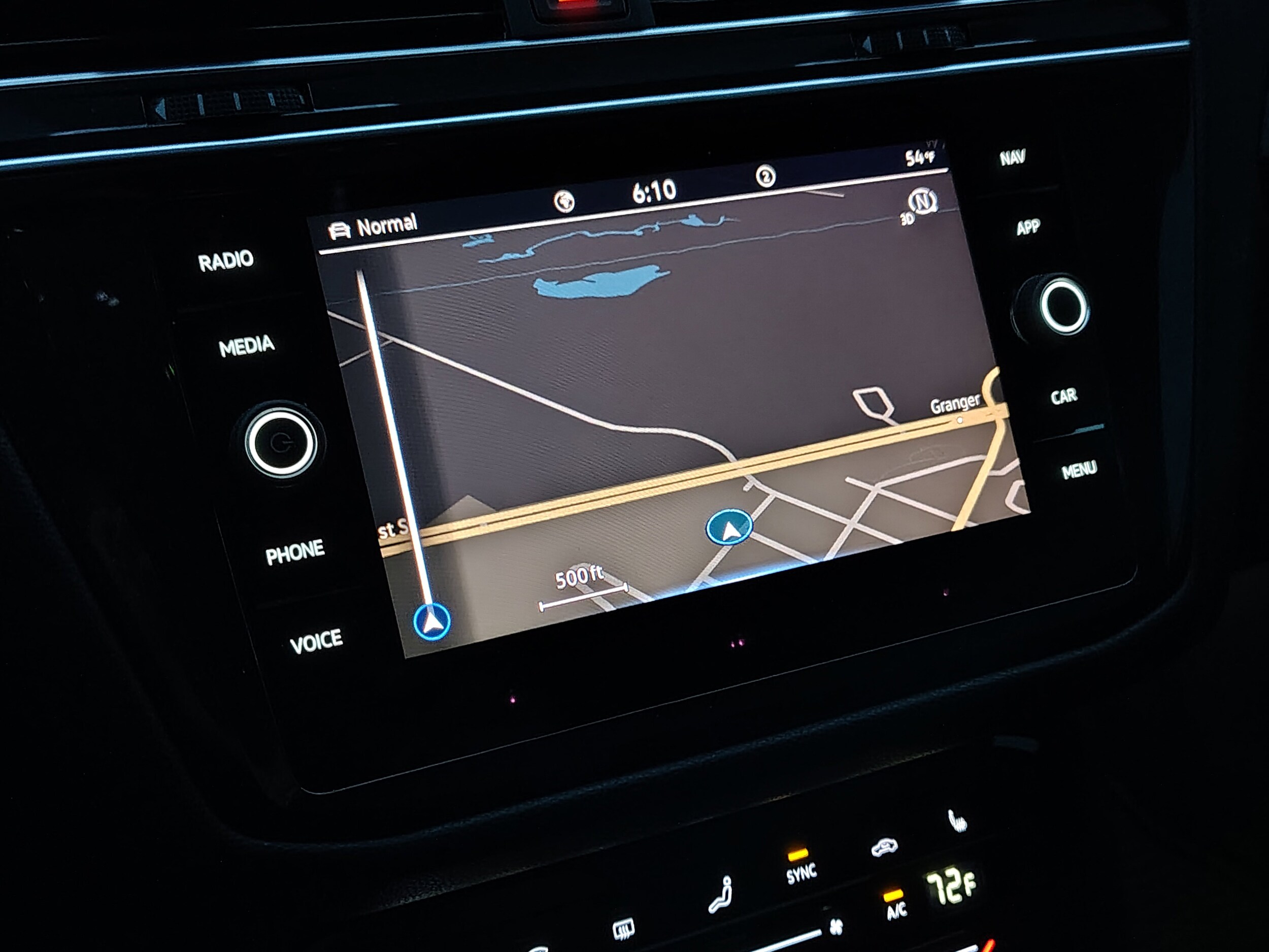 2022 Volkswagen Tiguan SEL Premium R-Line photo 3