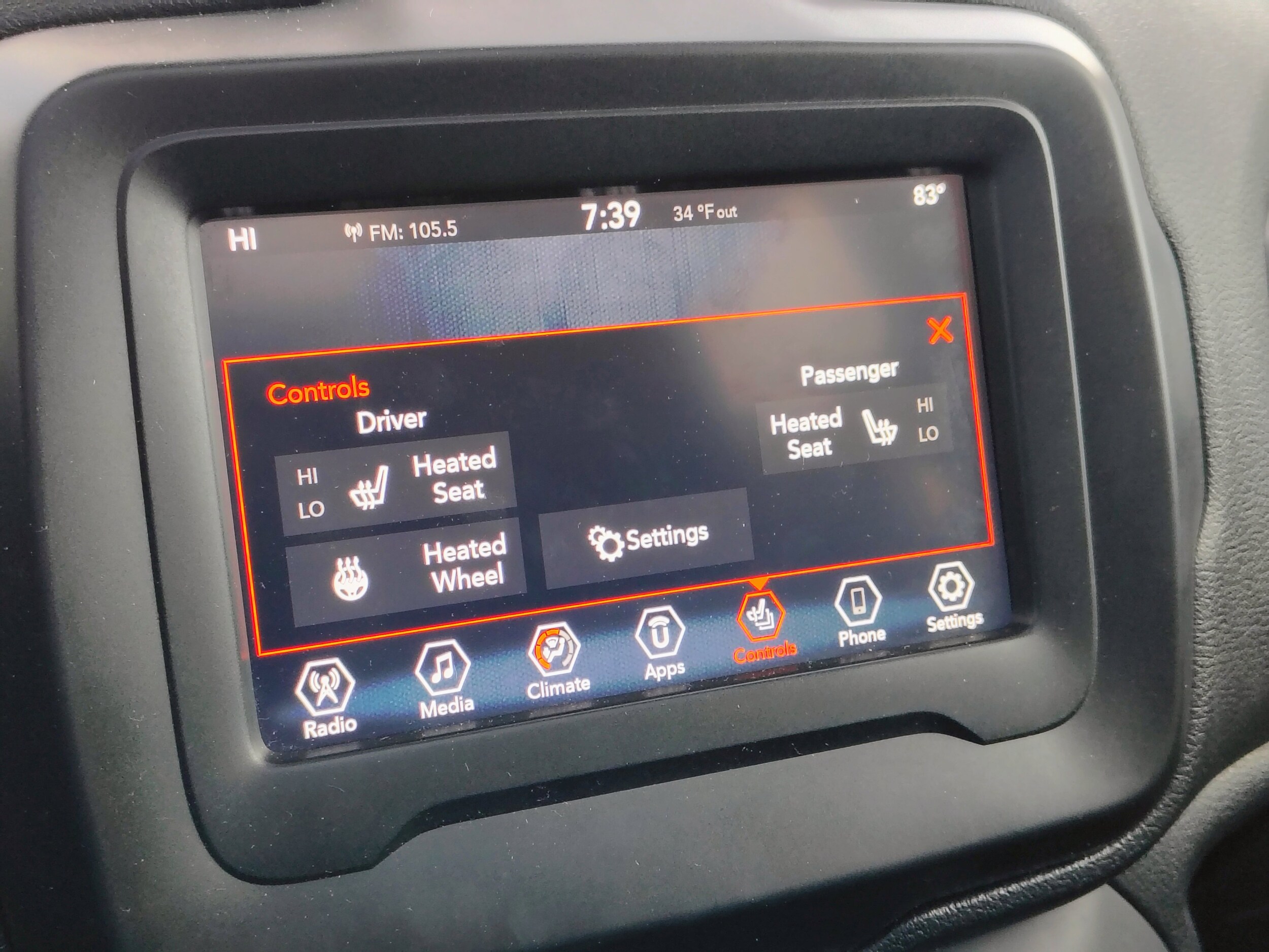 2019 Jeep Renegade Latitude photo 4