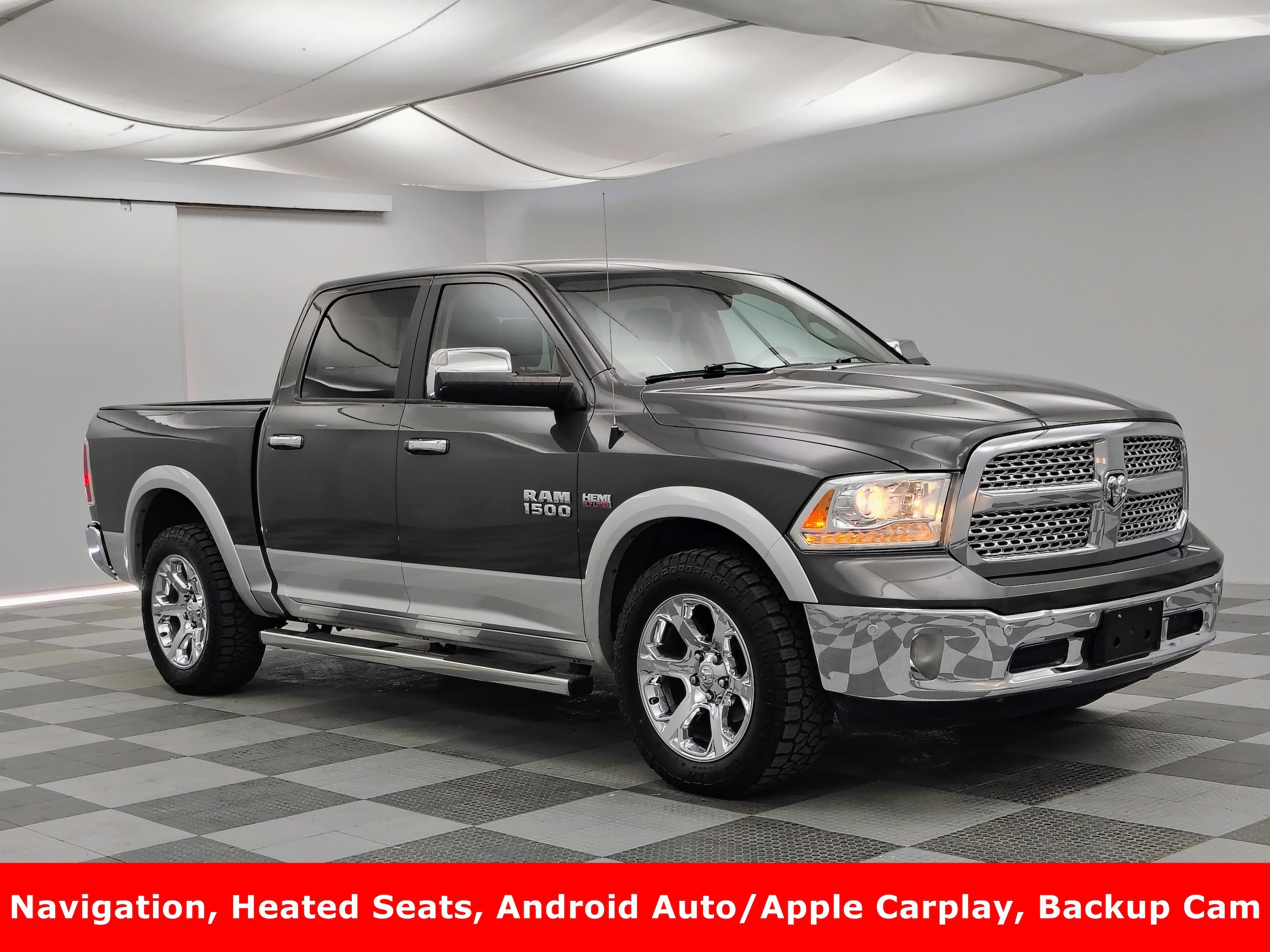 2017 RAM 1500 Laramie 4x4 Crew Cab 5'7's photo
