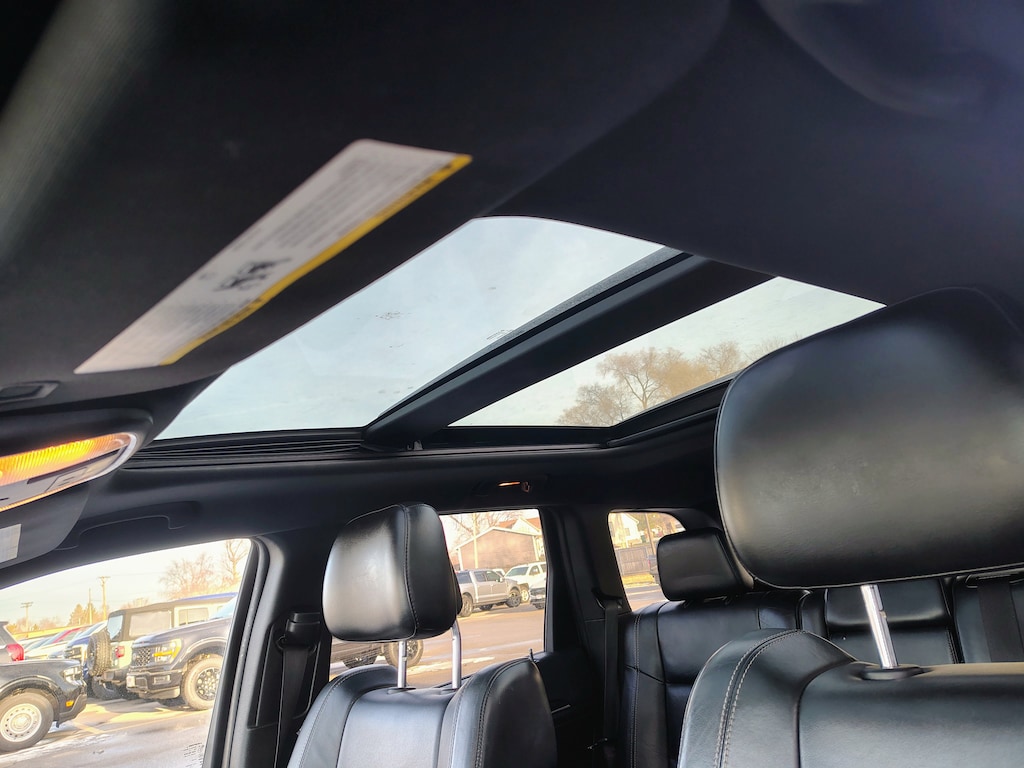 Used 2014 Jeep Grand Cherokee Limited 4x4 SUV