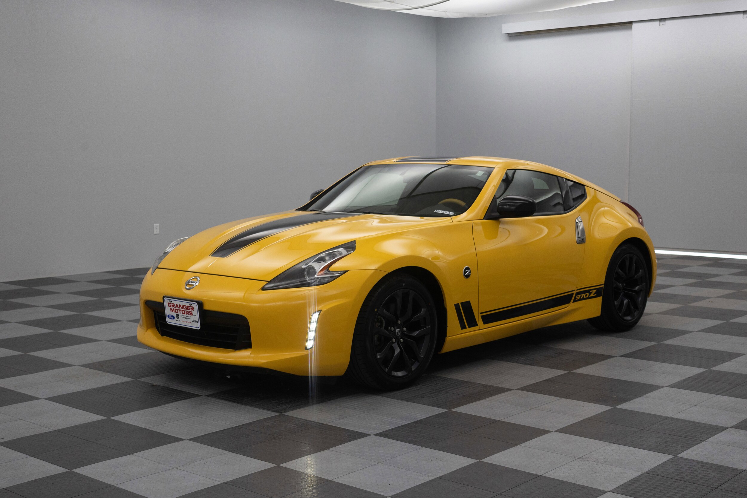 2018 Nissan 370Z Base photo 4
