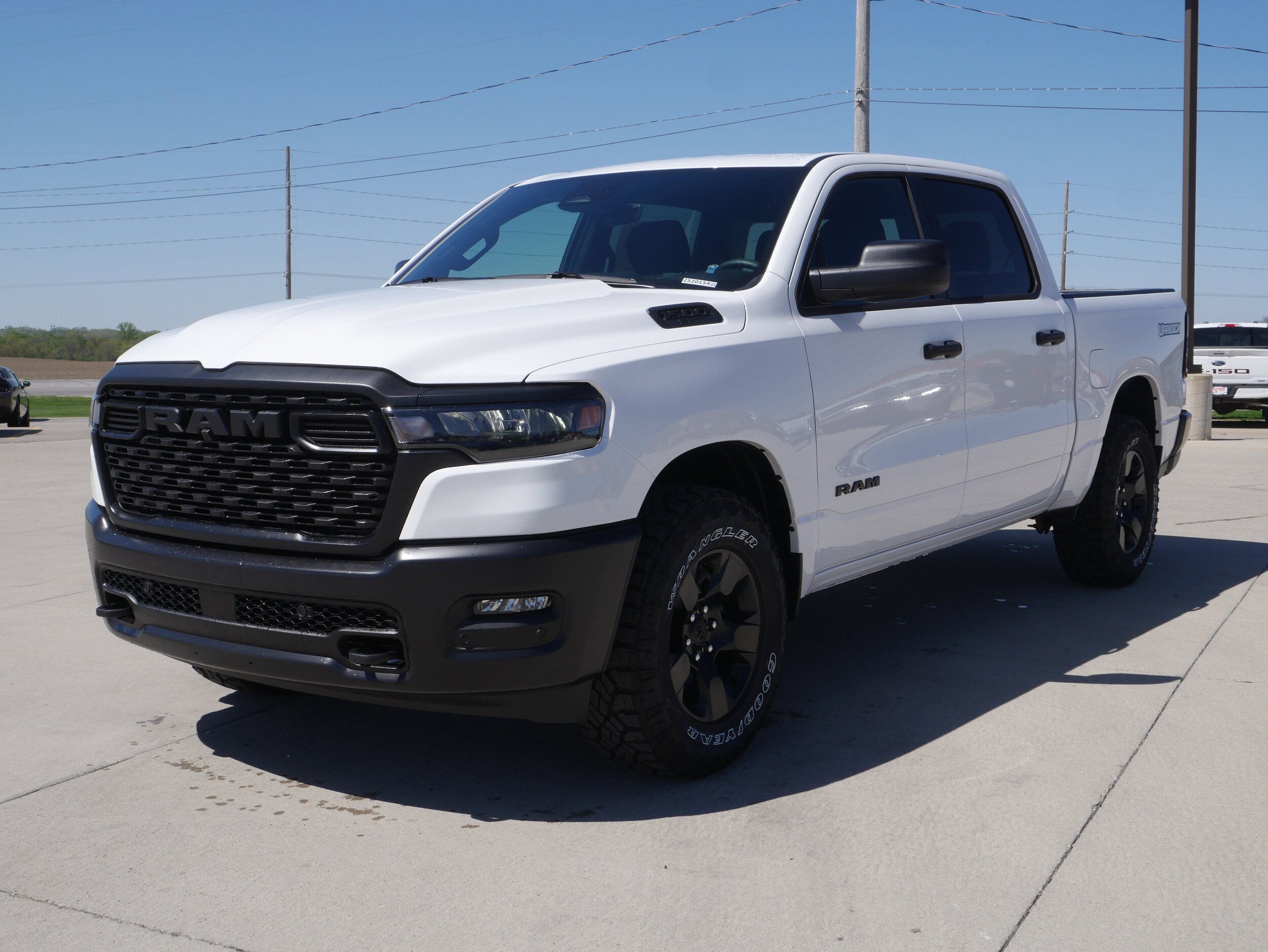 2025 Ram 1500 Tradesman photo 4