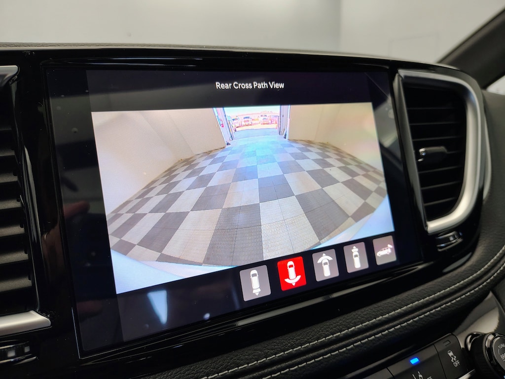 New 2026 Chrysler Pacifica Limited Van