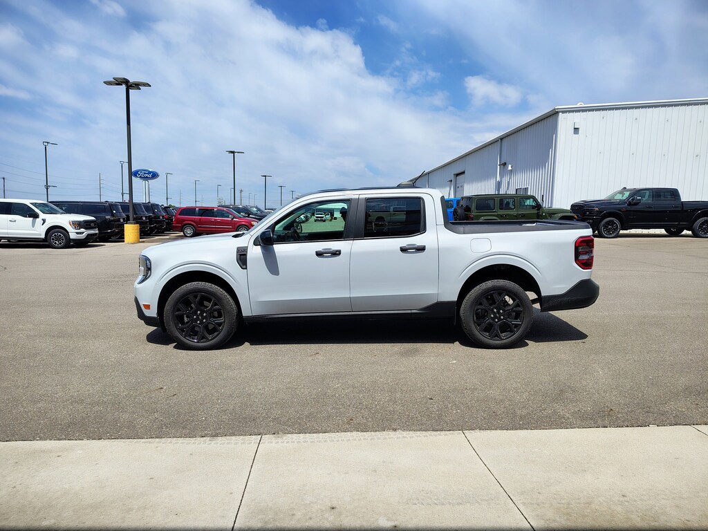 Used 2025 Ford Maverick XLT Truck