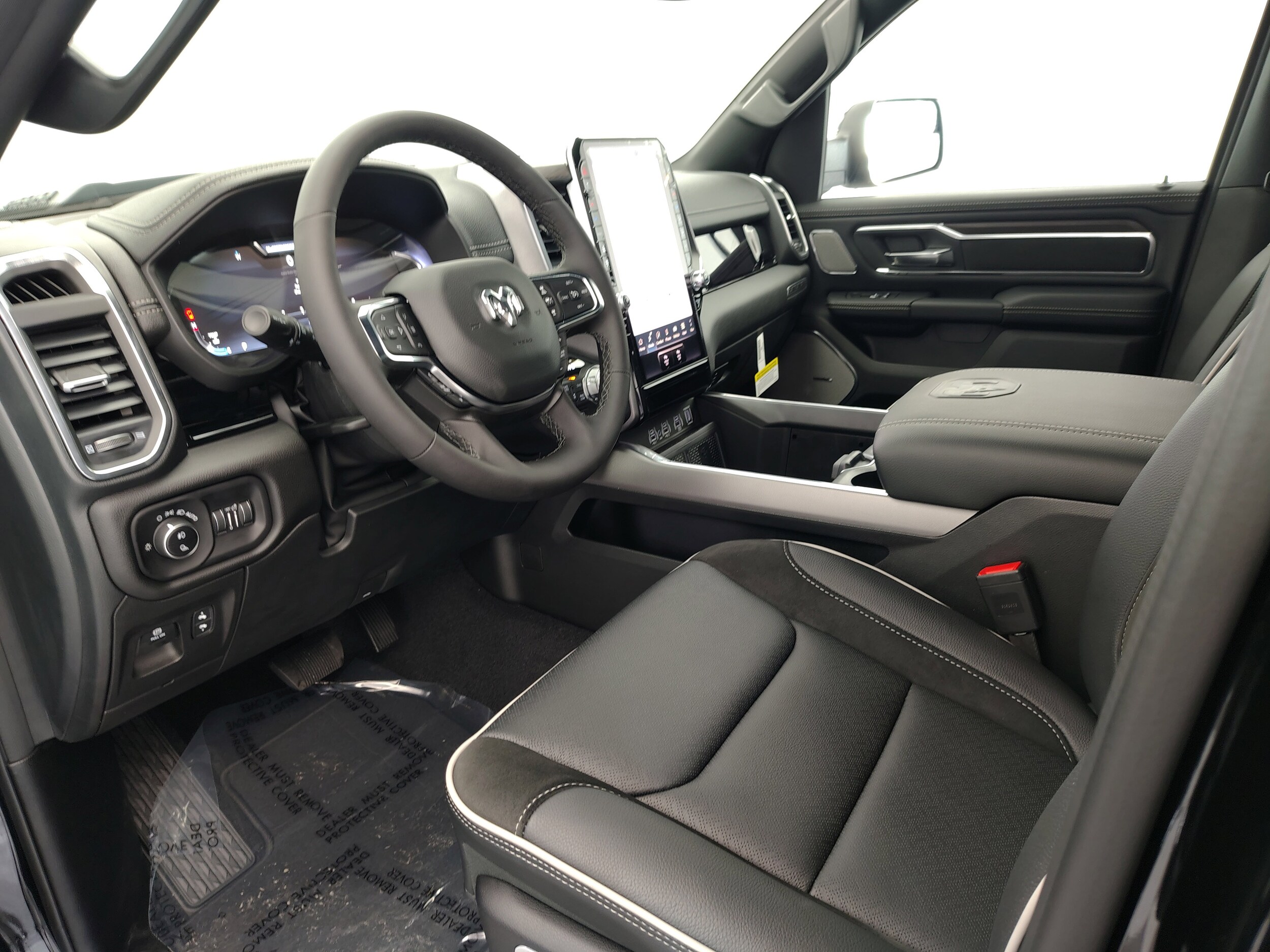 2026 Ram 1500 Laramie photo 2