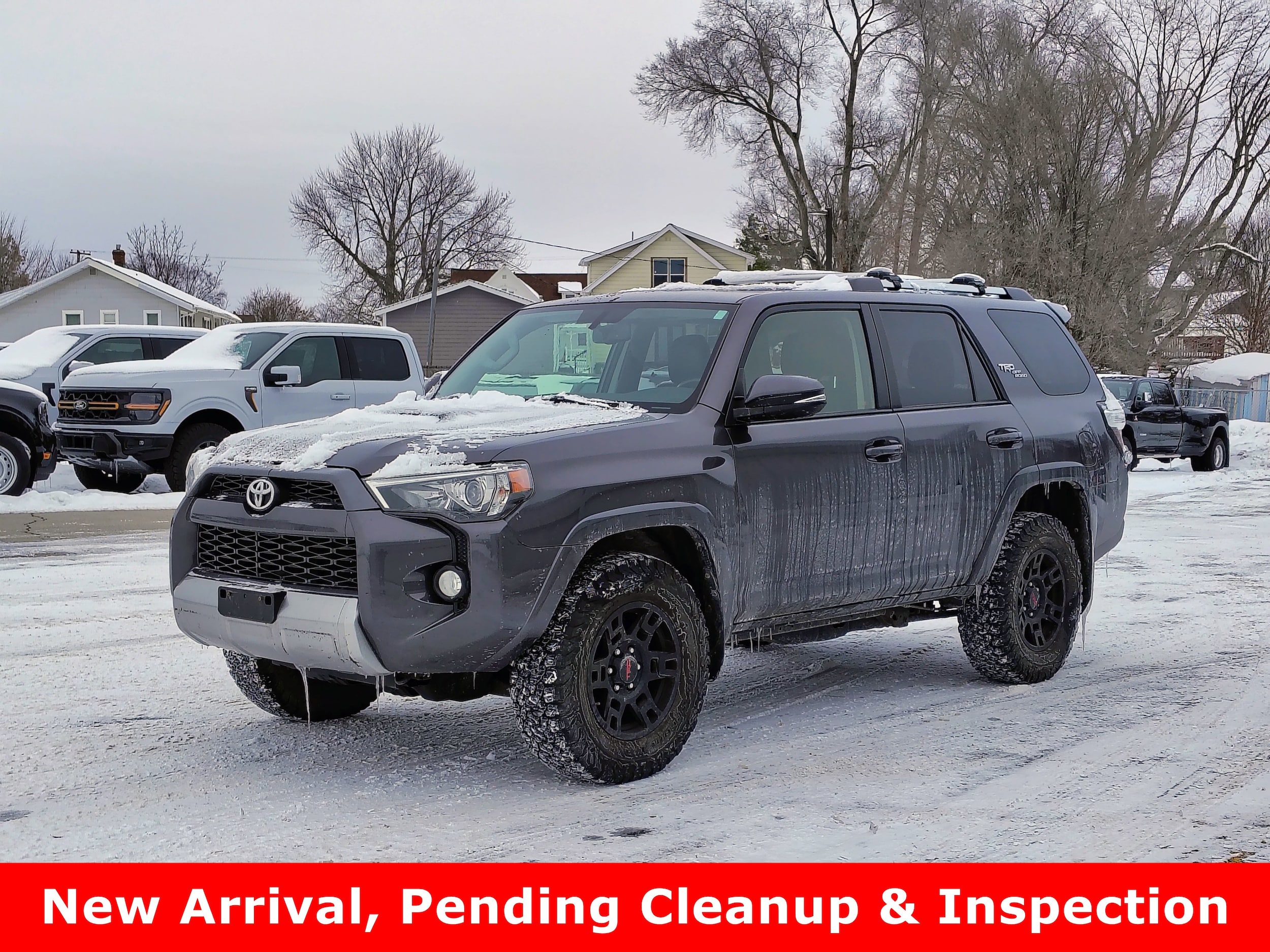 2017 Toyota 4Runner Off-Road Premium's photo