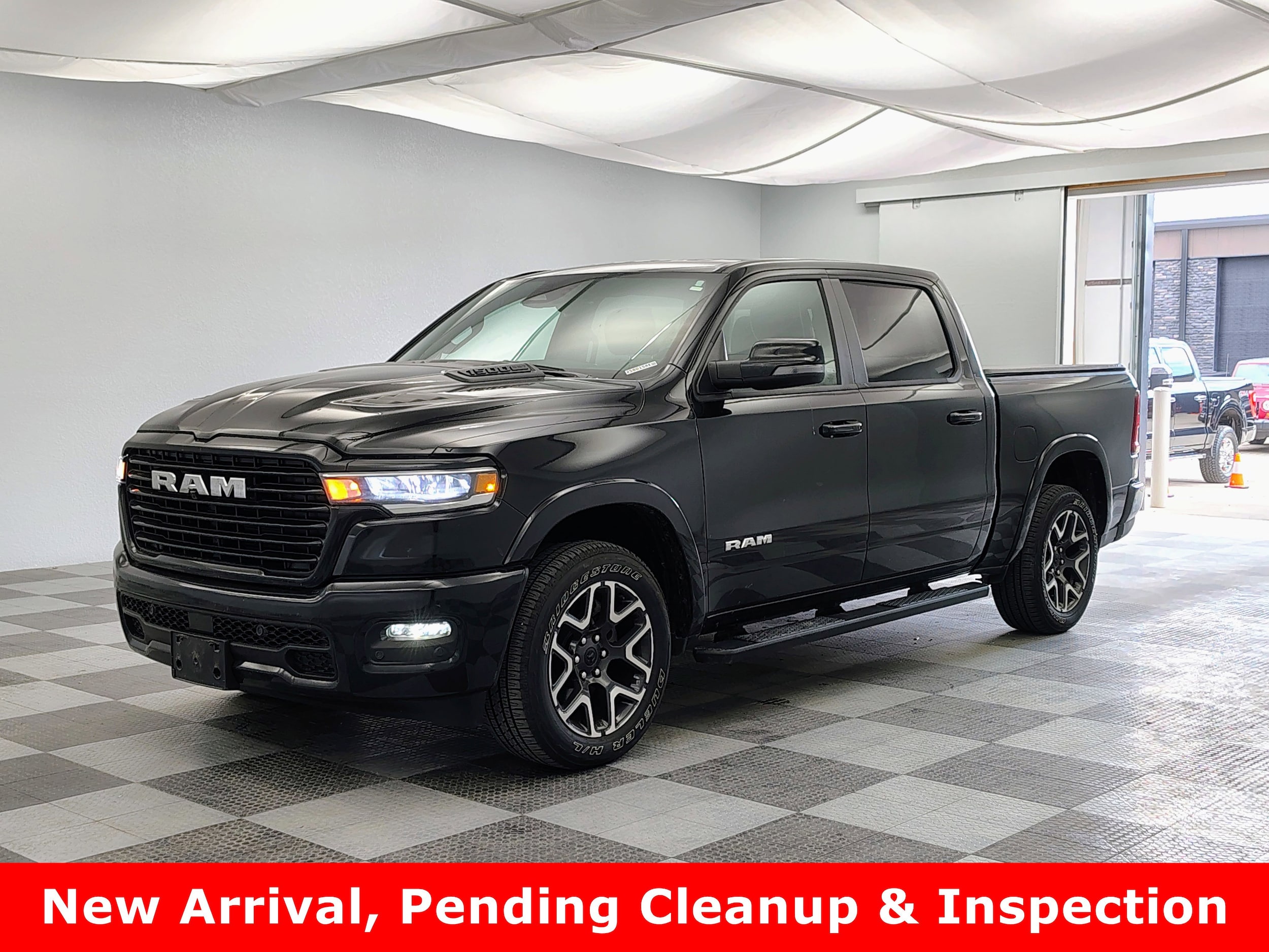 2025 RAM 1500 Laramie 4x4 Crew Cab 5'7's photo