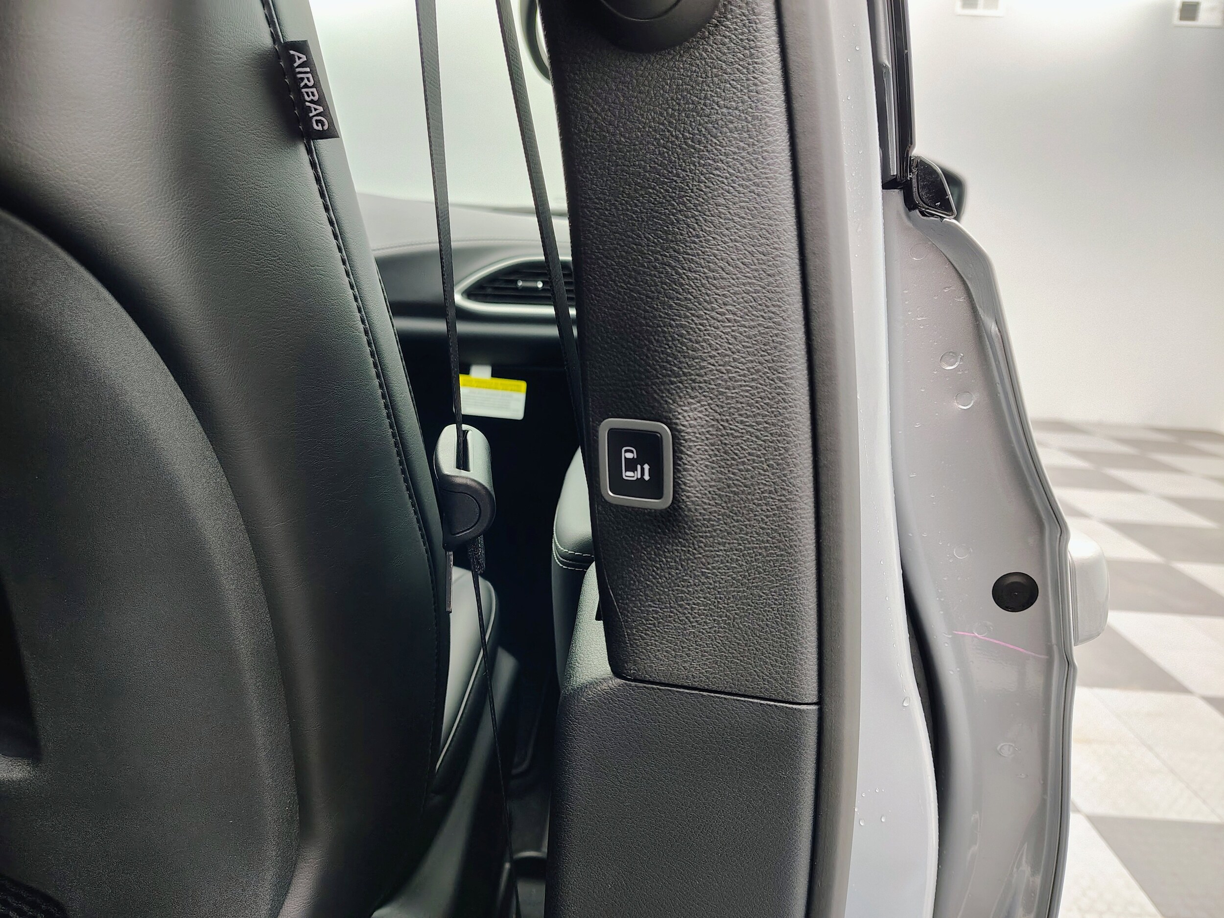 2026 Chrysler Pacifica Select - Photo 27