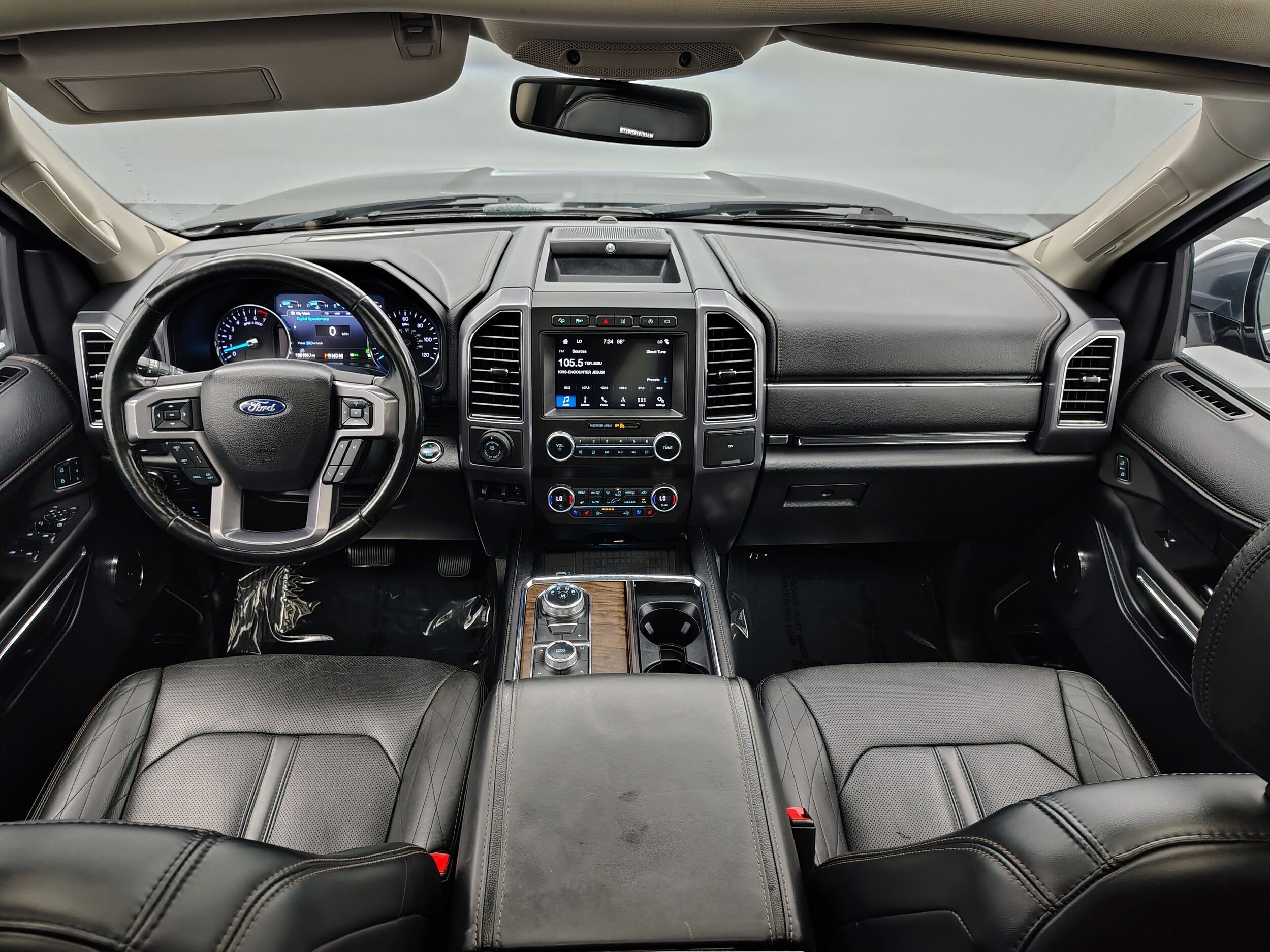 2019 Ford Expedition Platinum photo 2