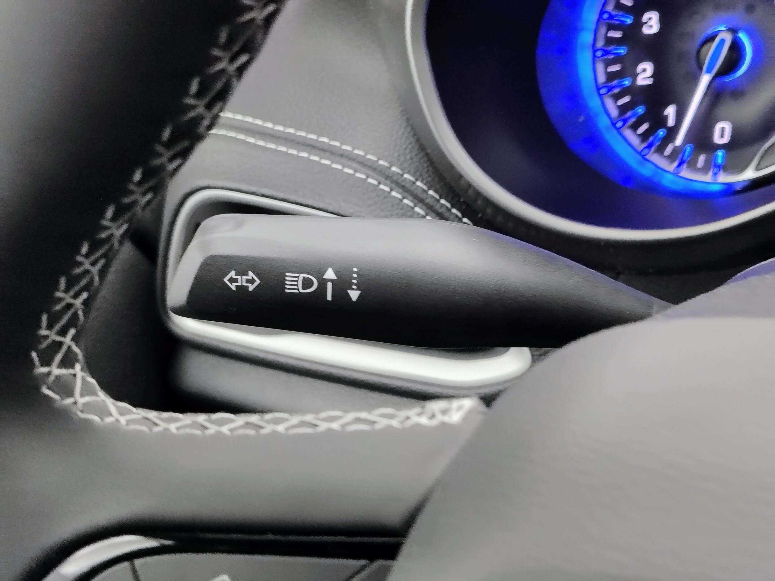 2026 Chrysler Pacifica Select - Photo 38