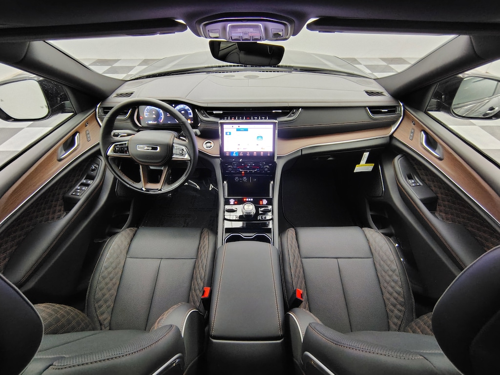 New 2025 Jeep Grand Cherokee L Summit SUV