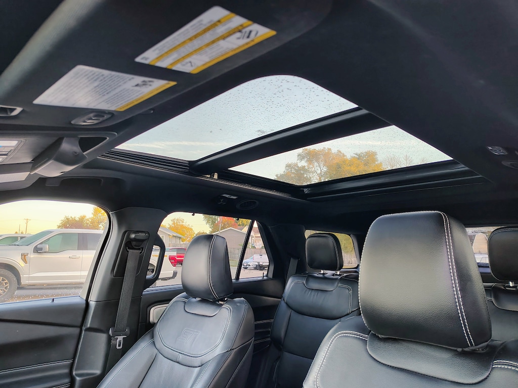 Used 2023 Ford Explorer ST SUV