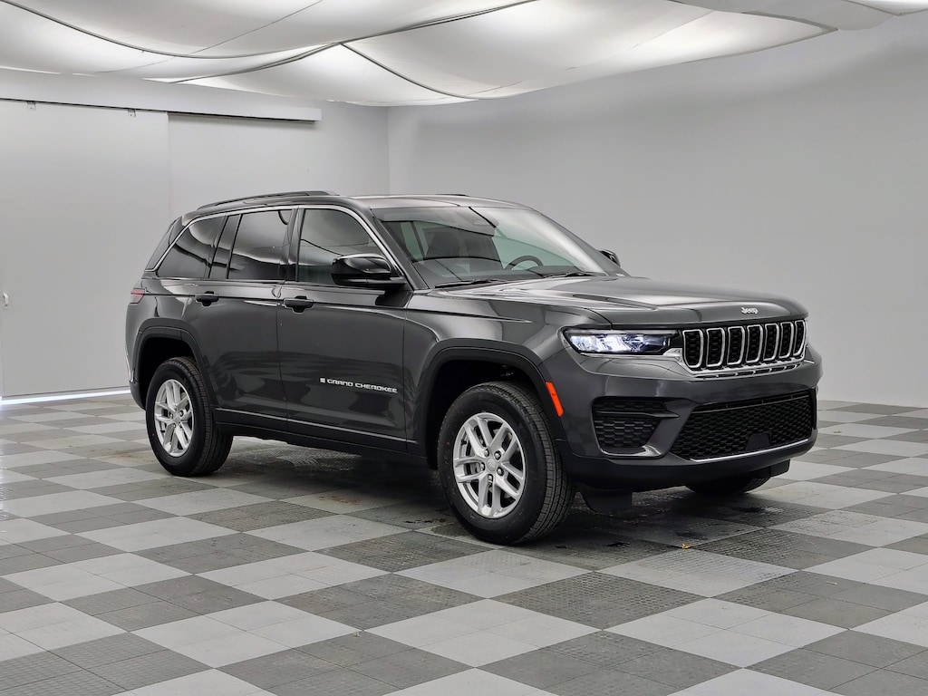 New 2025 Jeep Grand Cherokee Laredo X SUV