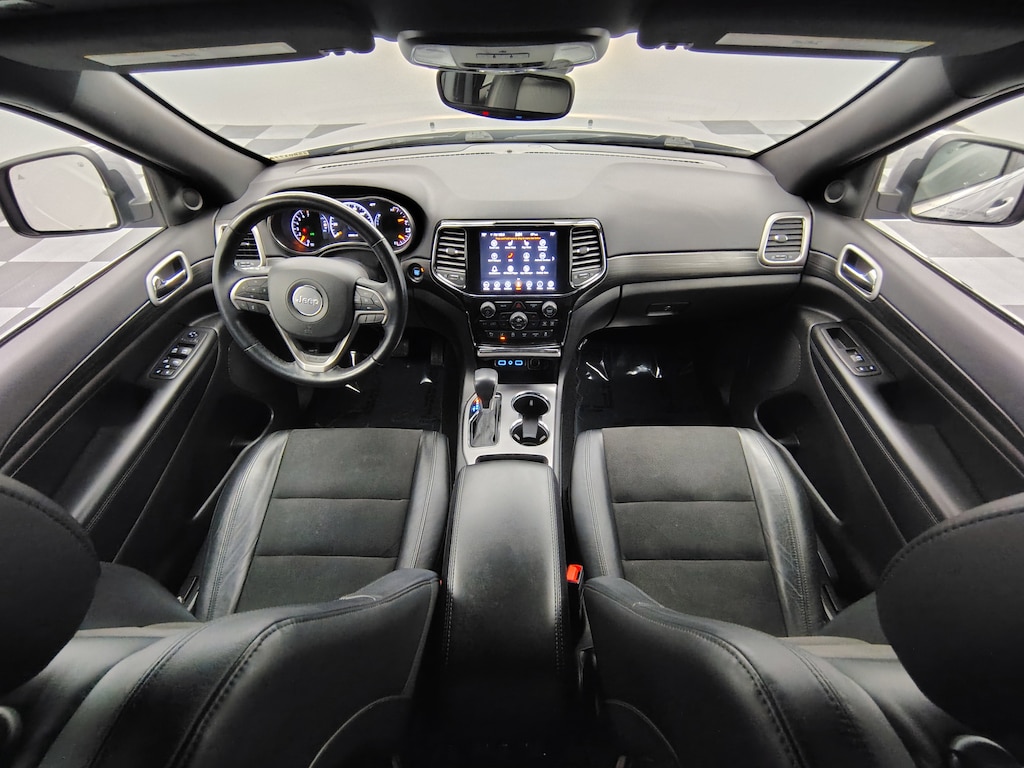 Used 2021 Jeep Grand Cherokee Laredo SUV