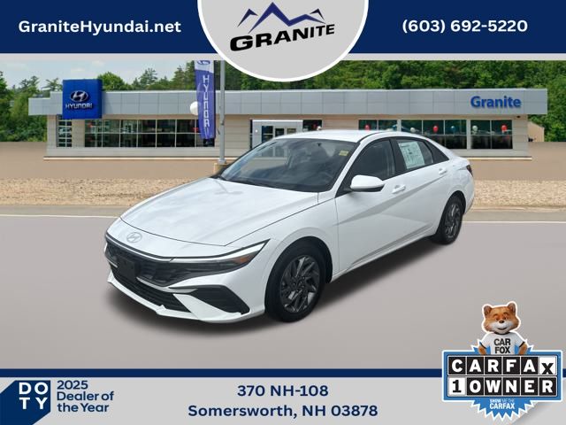 2024 Hyundai Elantra SEL's photo