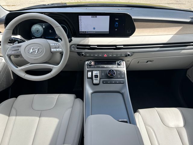 2024 Hyundai Palisade Limited - Photo 17
