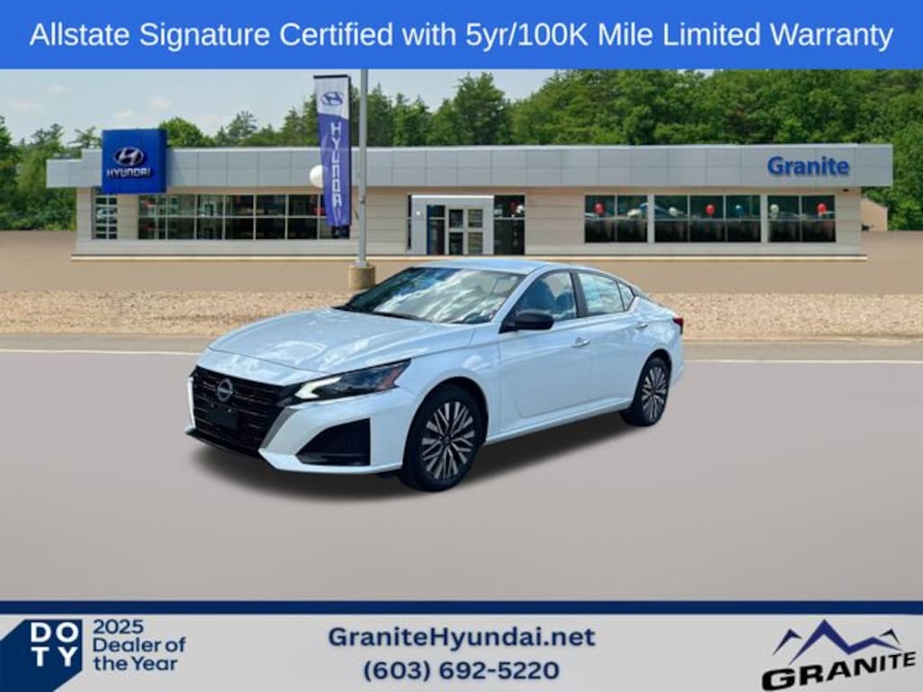 Used 2025 Nissan Altima SV Sedan