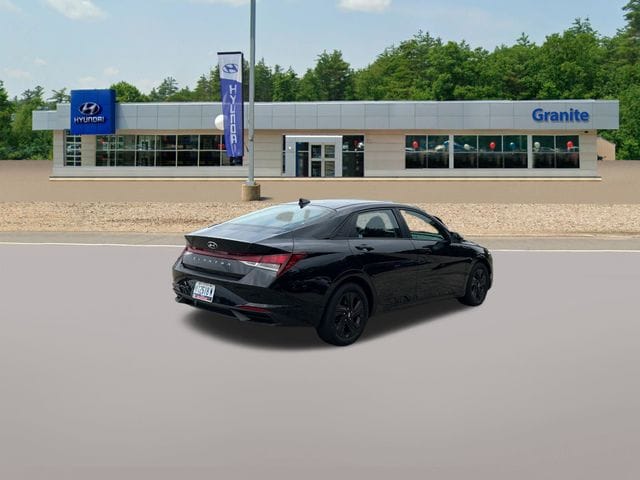 2021 Hyundai Elantra SEL - Photo 7