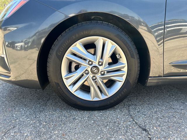 2020 Hyundai Elantra Value Edition - Photo 11