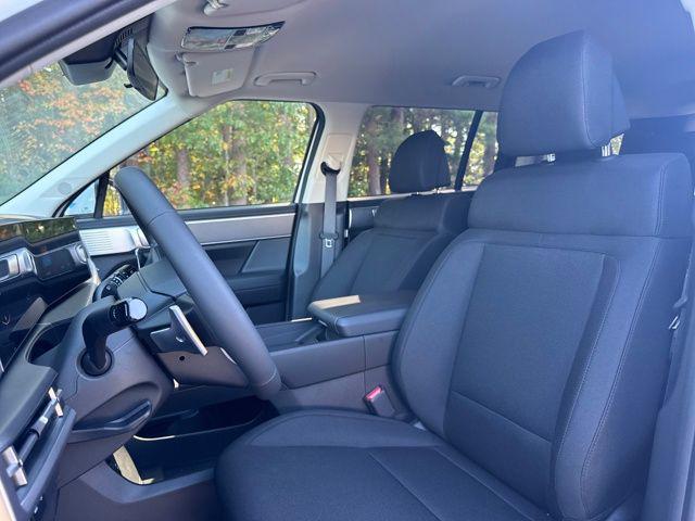 2026 Hyundai Santa Fe SE - Photo 8