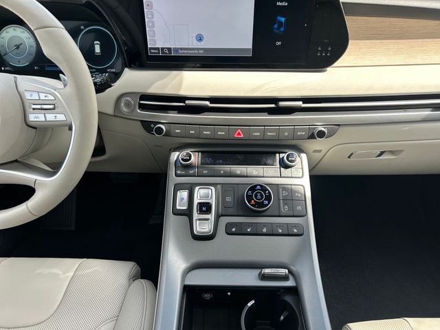 2024 Hyundai Palisade Limited - Photo 18