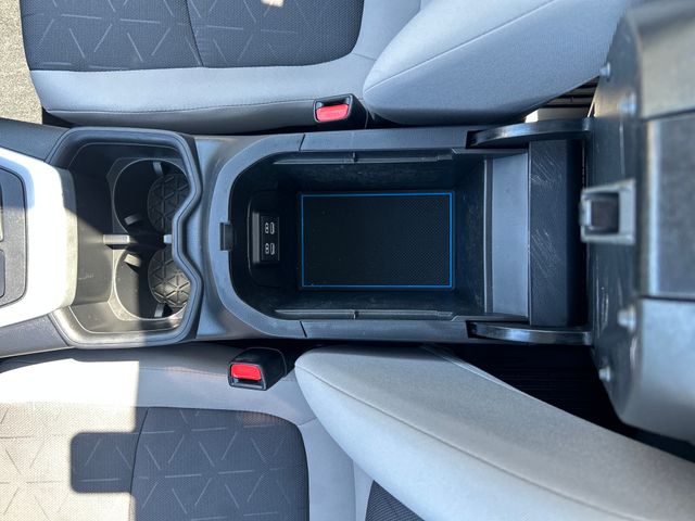 2024 Toyota RAV4 XLE - Photo 21