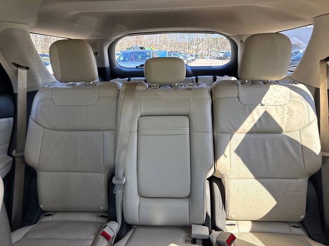 2020 Ford Explorer Platinum - Photo 23