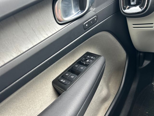 2021 Volvo XC40 Inscription - Photo 10