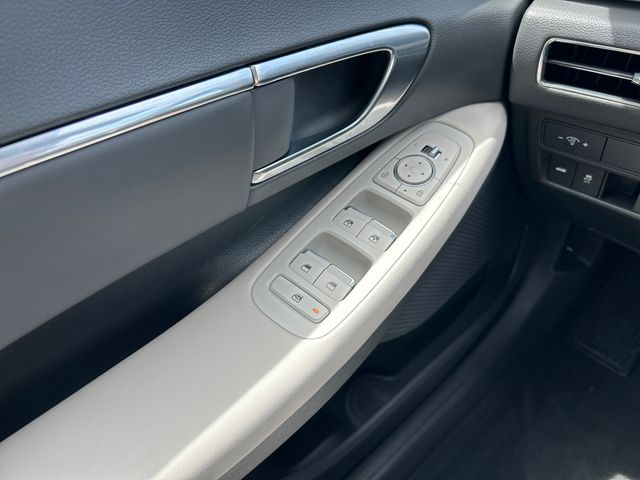 2023 Hyundai Sonata SEL - Photo 11
