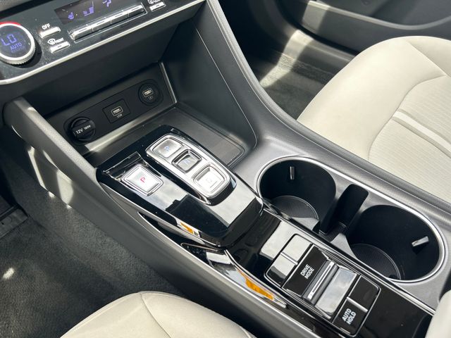 2023 Hyundai Sonata SEL - Photo 14