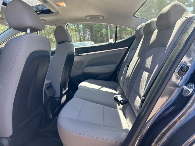 2020 Hyundai Elantra Value Edition - Photo 23
