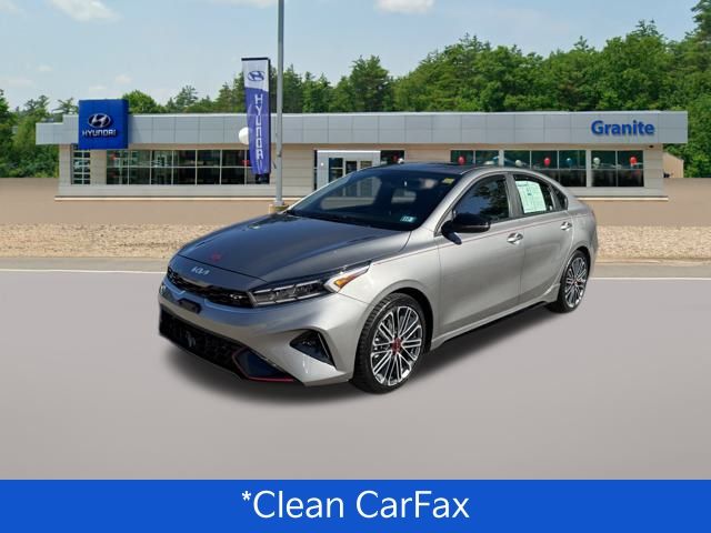 2023 Kia Forte GT photo 2