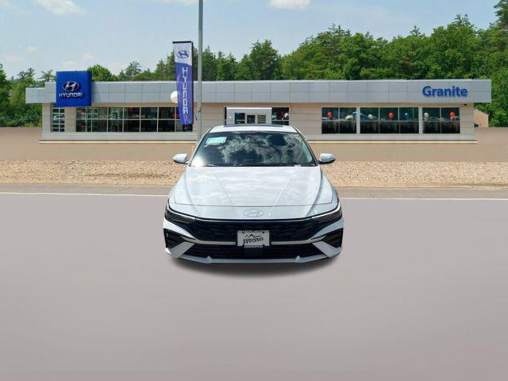 New 2026 Hyundai Elantra Limited Sedan