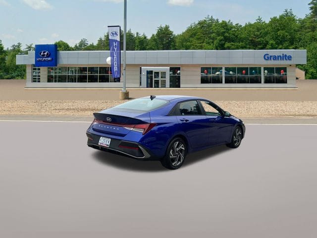 2025 Hyundai Elantra SEL - Photo 7