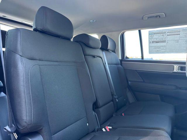 2026 Hyundai Santa Fe SE - Photo 12