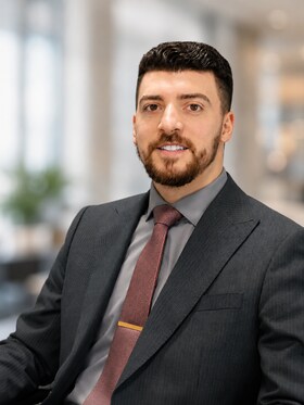 Staff member Mauricio Nunez from ID_7332e3