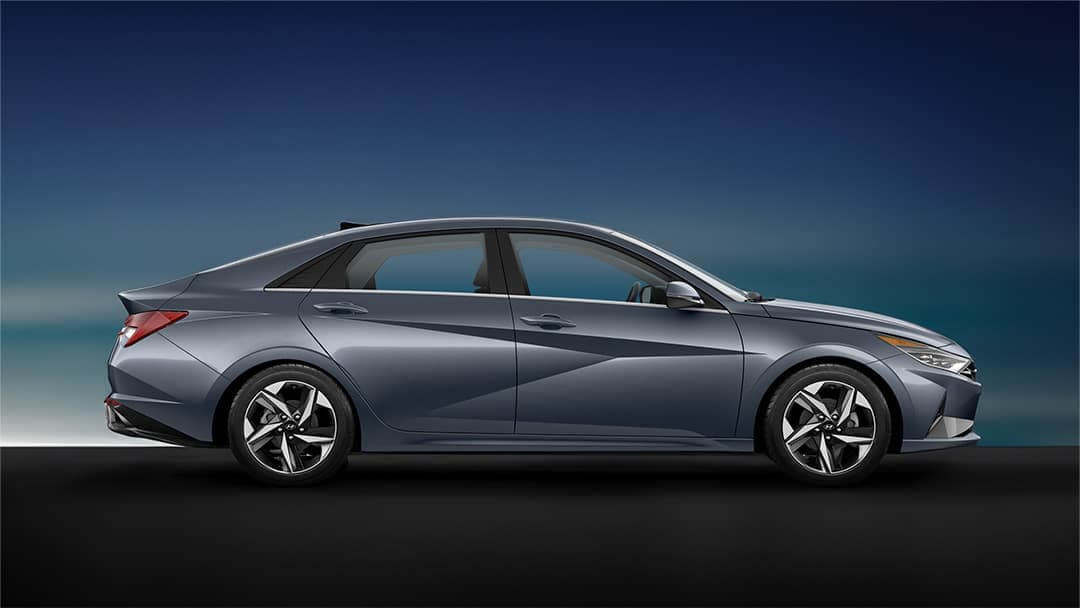 2023 Hyundai Elantra side view